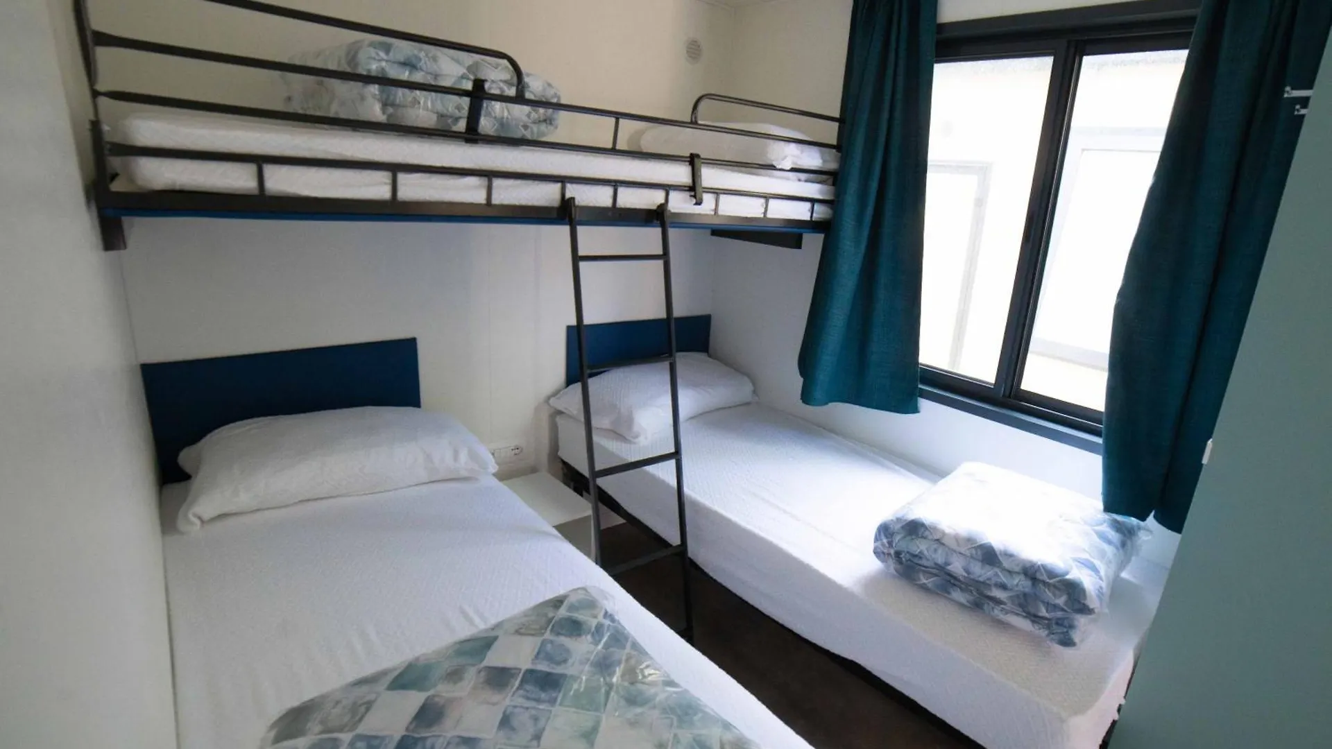 **** Campsite Baia Holiday Gasparina Castelnuovo del Garda Italy